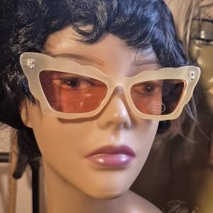 Vintage Style Yellow Cat Eye Sunglasses